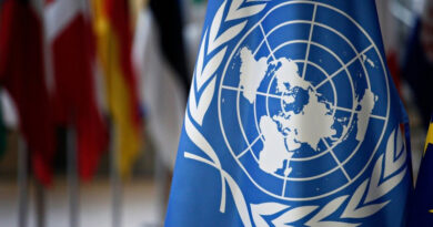 un